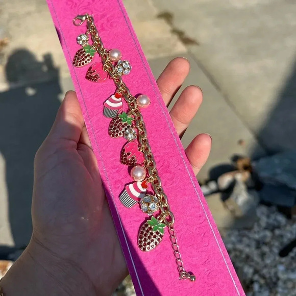 Strawberry Cupcake Gold Crystal Imitation Pearl Sweets Charm Bracelet - Picture 3 of 4